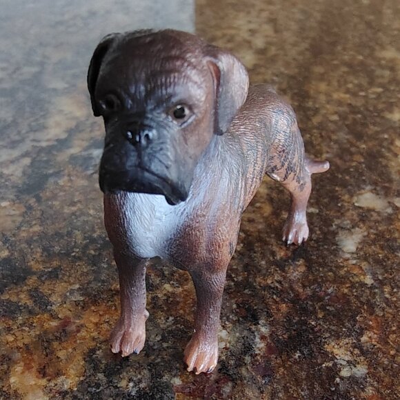 Schleich Retired Boxer Figurine - Picture 10 of 16